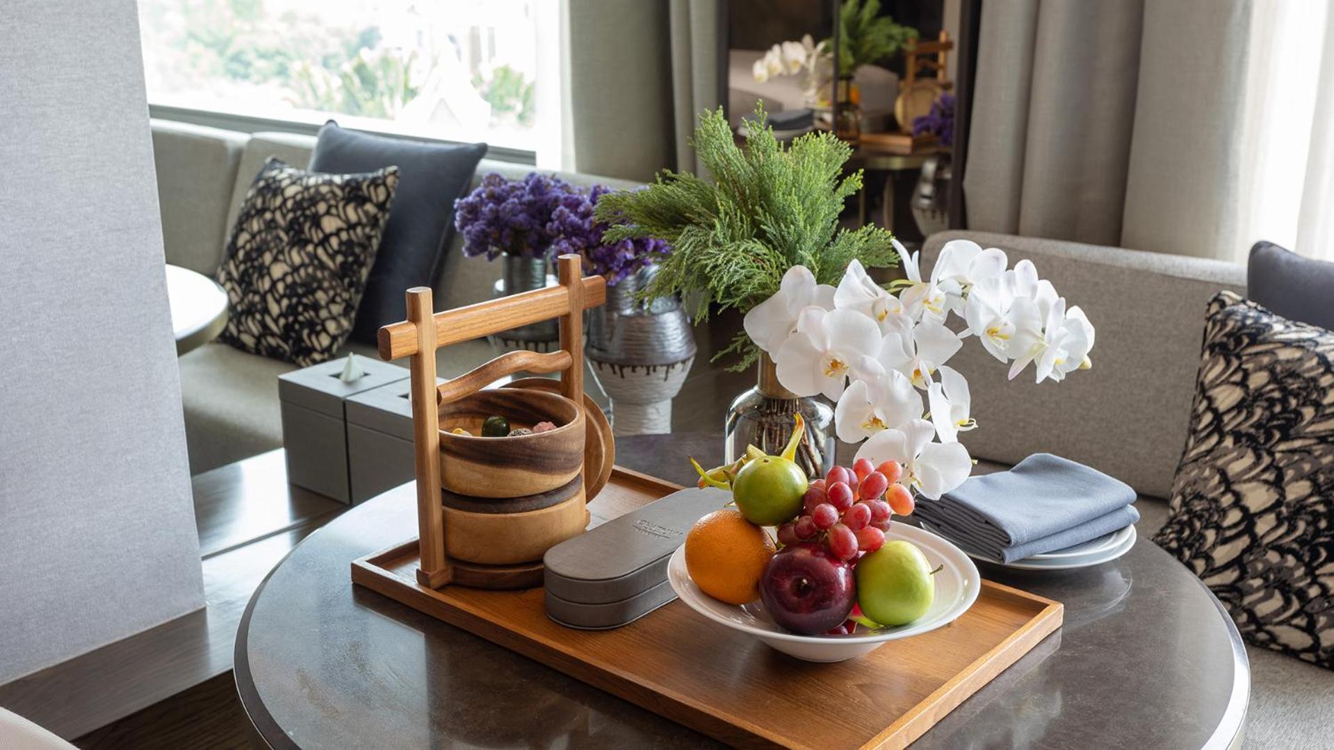 Chatrium Grand Bangkok Luaran gambar Fruit tray
